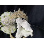 Металлическая золотая диадема на петлях